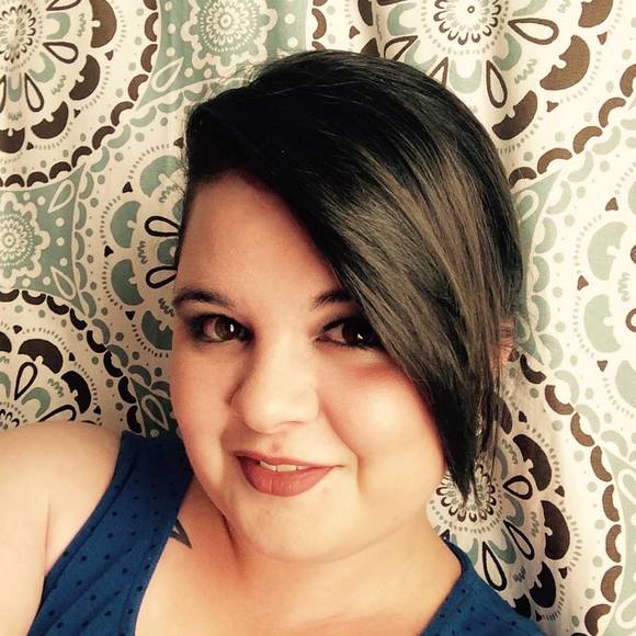 Meet your Posher, Kelly