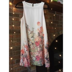 Floral shift dress