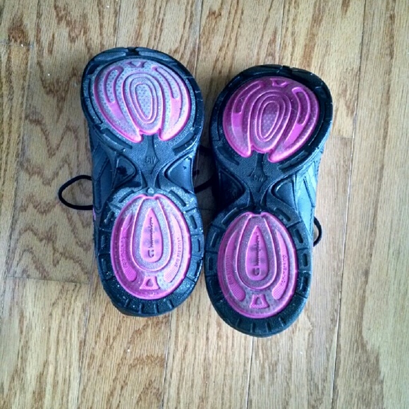 🔘 2 for $10: Champion tennis shoes - Picture 4 of 4