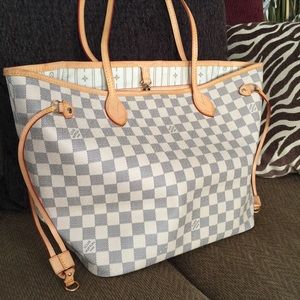 TRADE💋reserved for @mareshamary