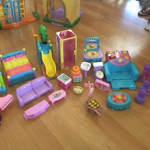 Complete doll house.