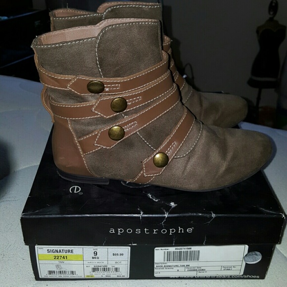 Apostrophe ankle boots