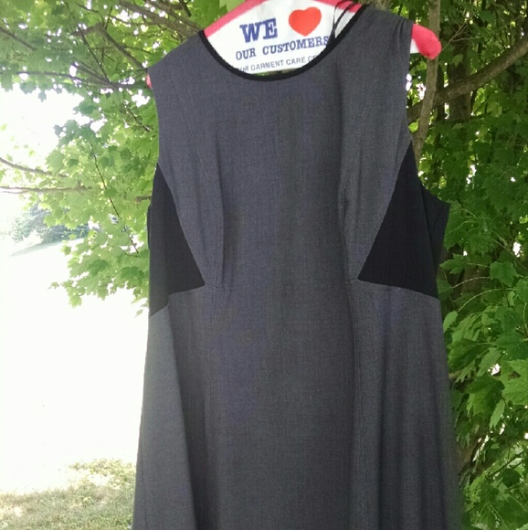 CK Charcoal & Black Sleeveless Sheath Dress - Picture 3 of 4
