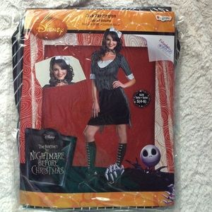 Brand new jack skellington adult costume!