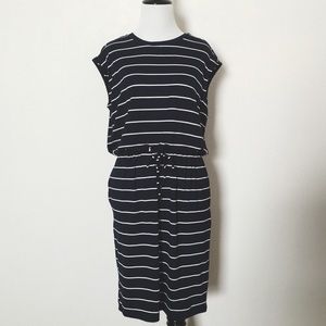 NWT Banana Republic NavyBlue & White Striped Dress