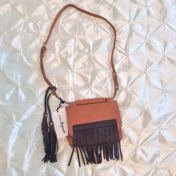 πHOST PICKπ Urban Originals Crossbody Bag - Picture 3 of 4