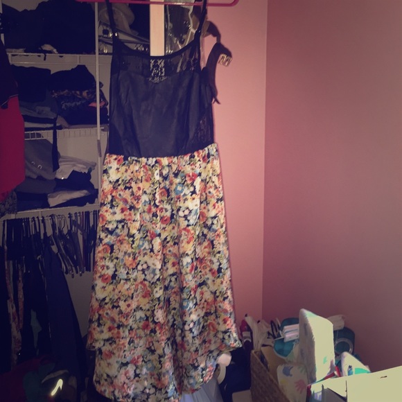 Hi-low lace and leather dress- new without tags - Picture 1 of 3
