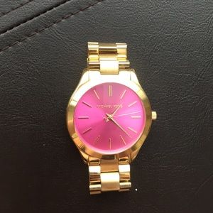 Pink face Micheal Kors watch!