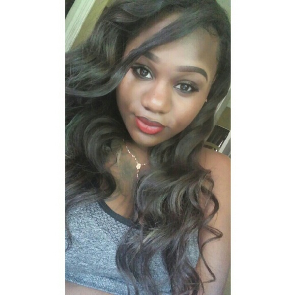 Meet your Posher, Jalessia