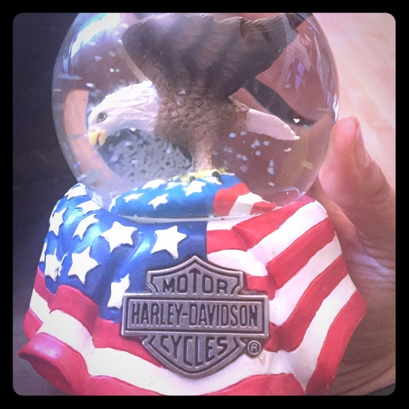 Harley Davidson musical globe