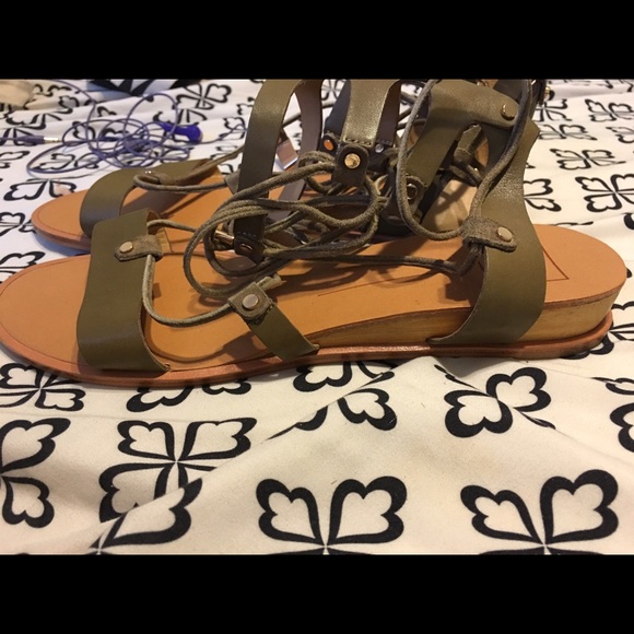 Dolce vita lace sandals