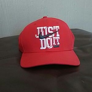 Nike snapback