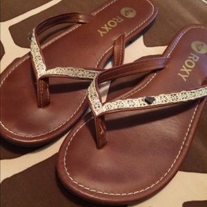 Roxy flip flops