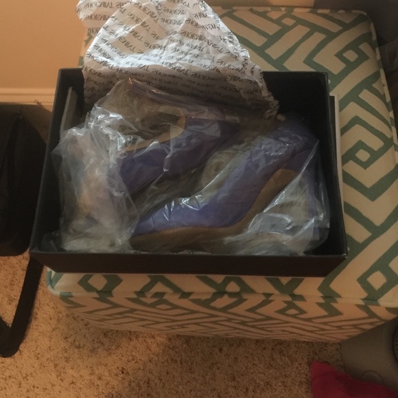 *reduced* blue suede stilettos - Picture 4 of 4