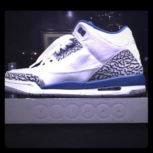 Nike Air Jordan 3 retro true blue 2011 release