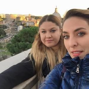 Meet your Posher, Karen