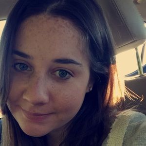 Meet your Posher, Brianna