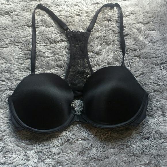 Front clasp racerback bra