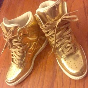 Nike Liquid gold wedge ski highs