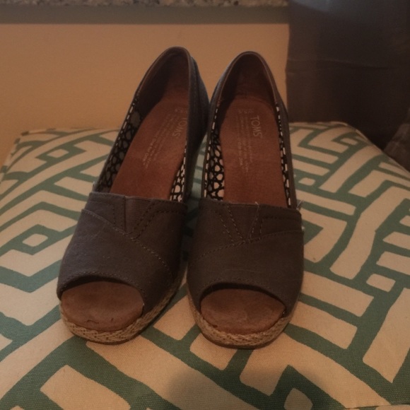 Toms canvas wedges - Picture 1 of 4