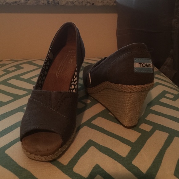 Toms canvas wedges - Picture 2 of 4
