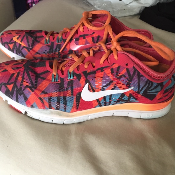 Nike Shoes - Nike sneakers