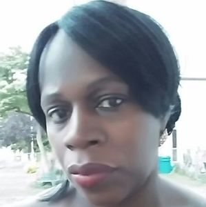 Meet your Posher, Yolanda