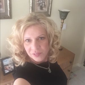 Meet your Posher, Jacqueline