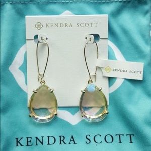 Kendra scott