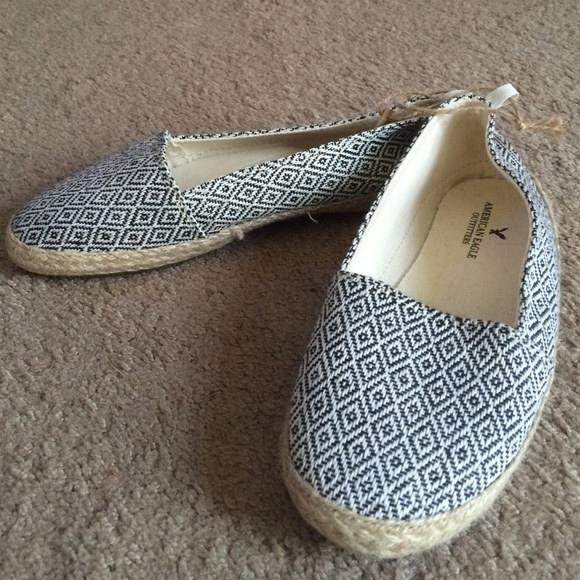 American eagle slip on flats