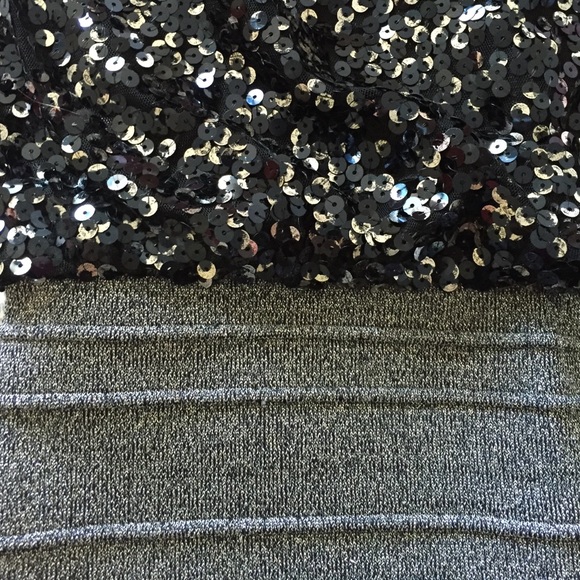 Strapless dress - Picture 2 of 3