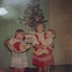 Meet your Posher, Debbie