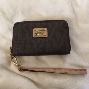 Michael Kors Wristlet