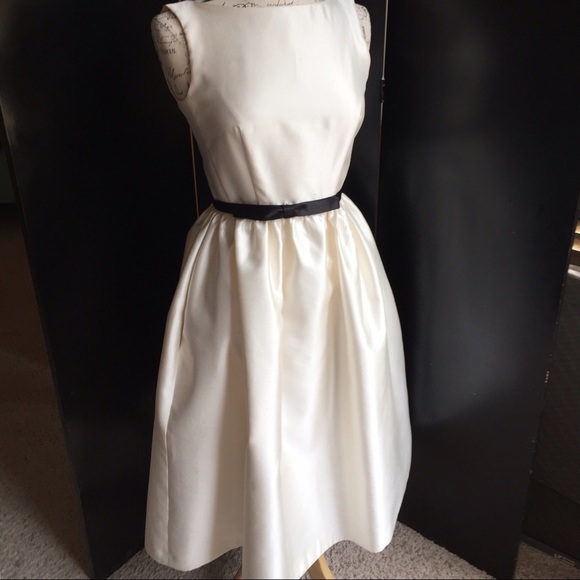 Modcloth Dresses & Skirts - Off-white Madmen style prom, party dress