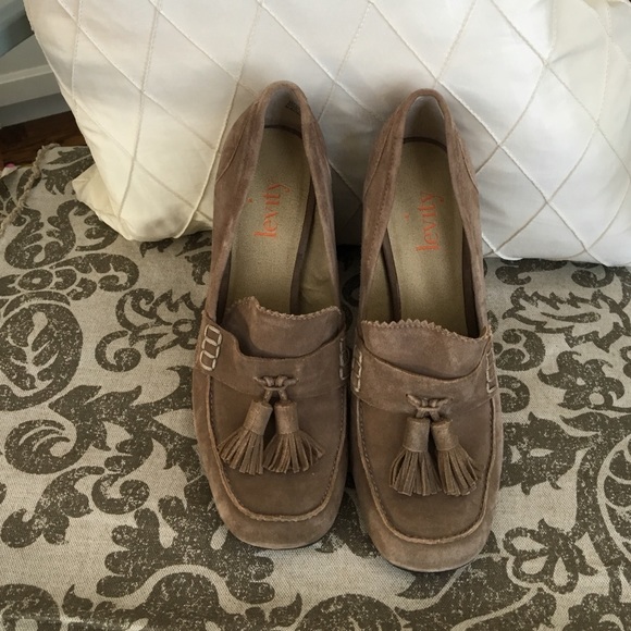 Levity suede shoes