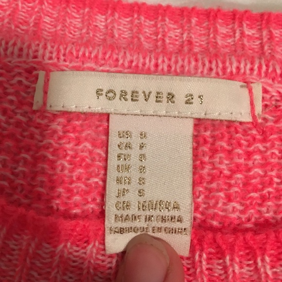 Pink sweater - Picture 2 of 3