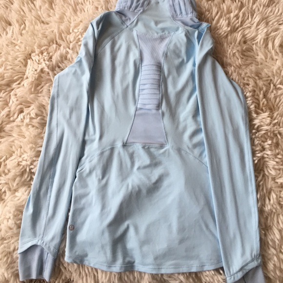 Lululemon 3/4 zip jacket NWOT - Picture 3 of 3