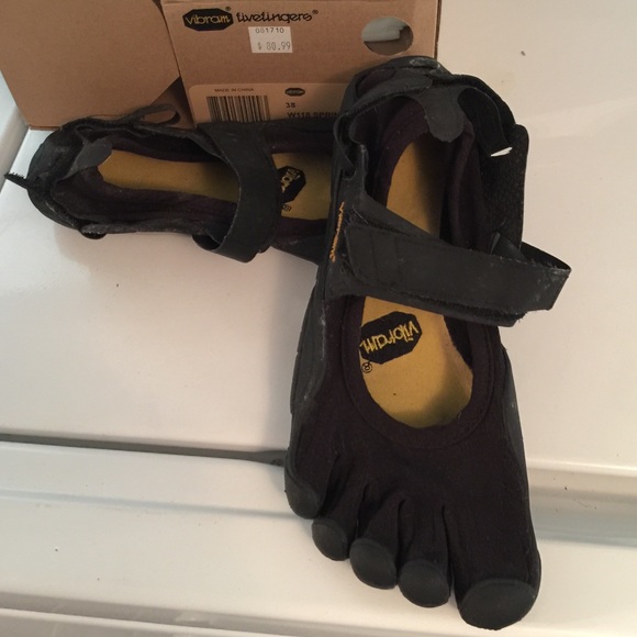 Vibram Five Finger Toe Shoes