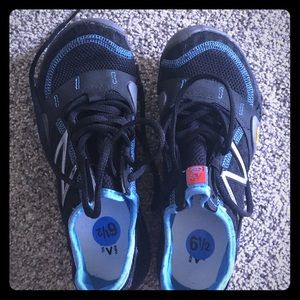 New Balance Minimus Barefoot Running shoe vibram