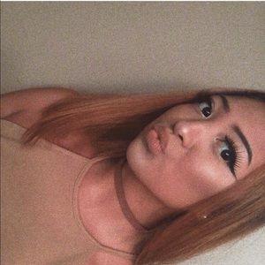 Meet your Posher, Monique