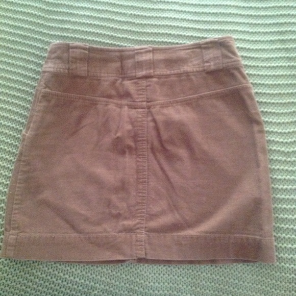 H&M corduroy miniskirt. - Picture 2 of 2