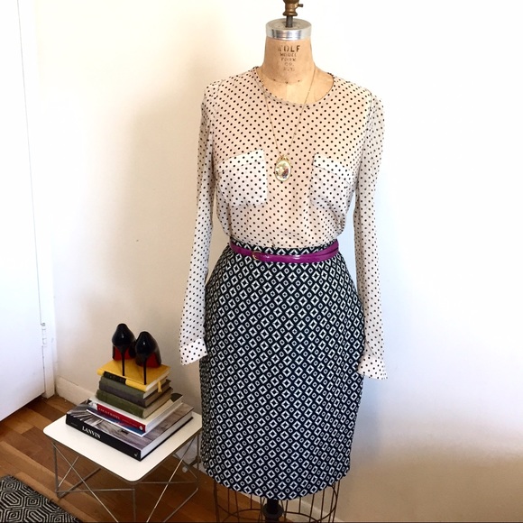 🎈New Arrival🎈Blue + white skirt✨✨
