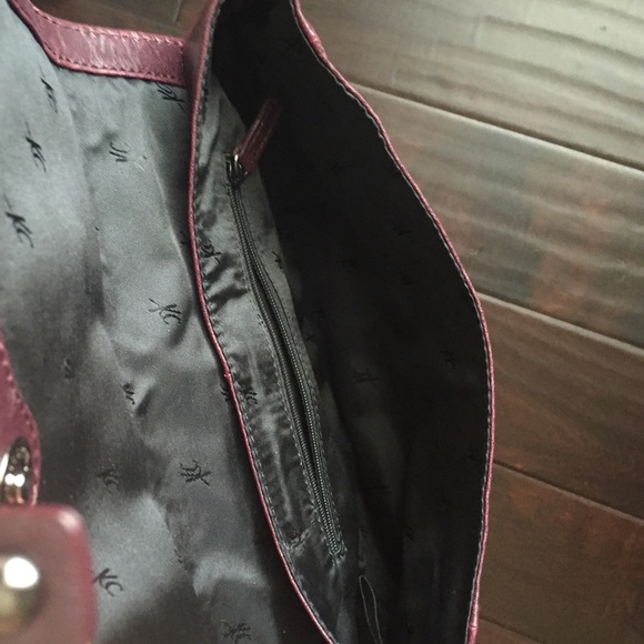 Kenneth Cole Black Cherry Clutch - Picture 4 of 4