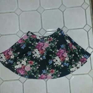 Short floral skirt