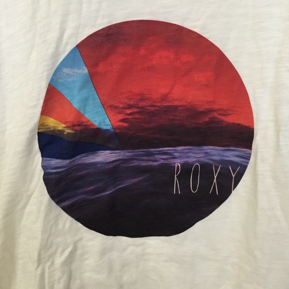 BNWT Roxy Tee - Picture 2 of 3