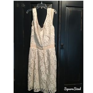 American Eagle Size 2 Cream Dress