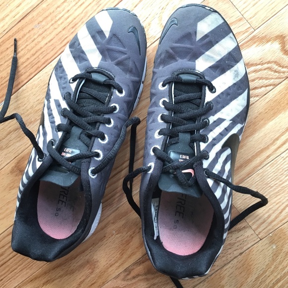 Nike free 5 tr fit 3 striped sneakers