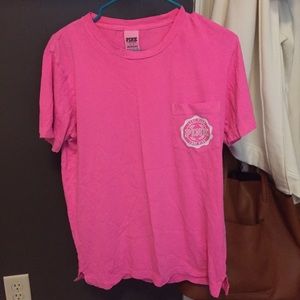 PINK campus tee! ❤️