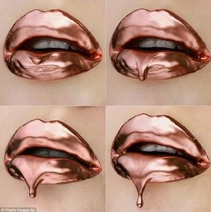 🎀SOLD ON MERC🎀 Kylie KING K Metal Matte Lippie