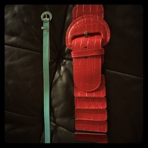 Bebe red faux leather stretch belt.